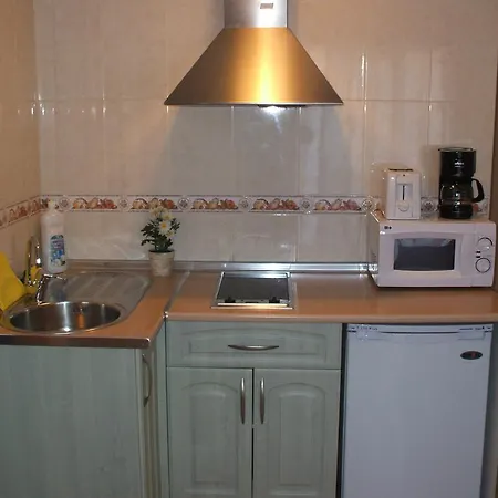 فندق Cenachero 2*