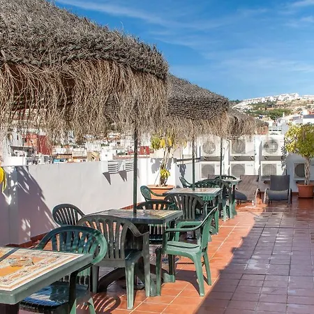 Cenachero فندق 2*