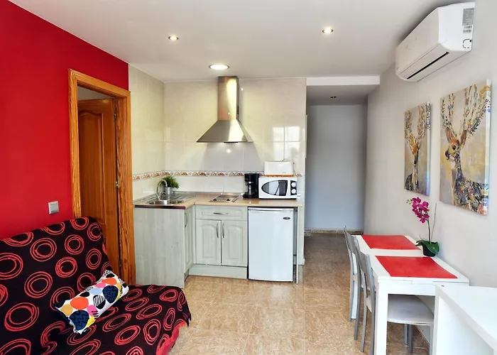 Cenachero 2* Málaga